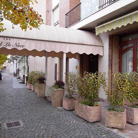 Hotel La Noce Chivasso Exteriör bild