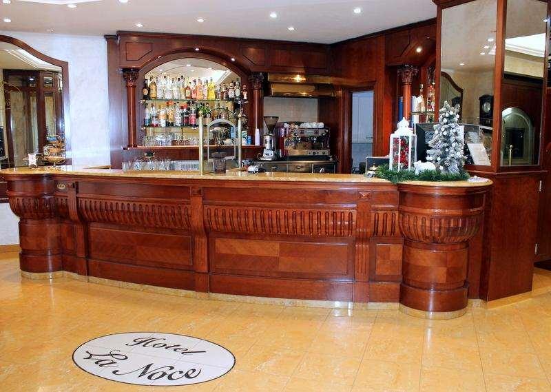 Hotel La Noce Chivasso Restaurang bild