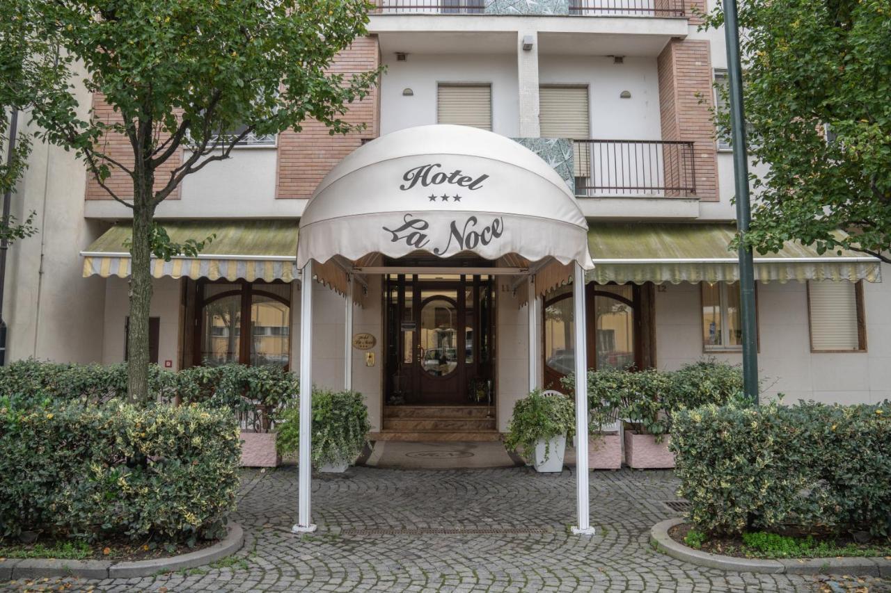 Hotel La Noce Chivasso Exteriör bild